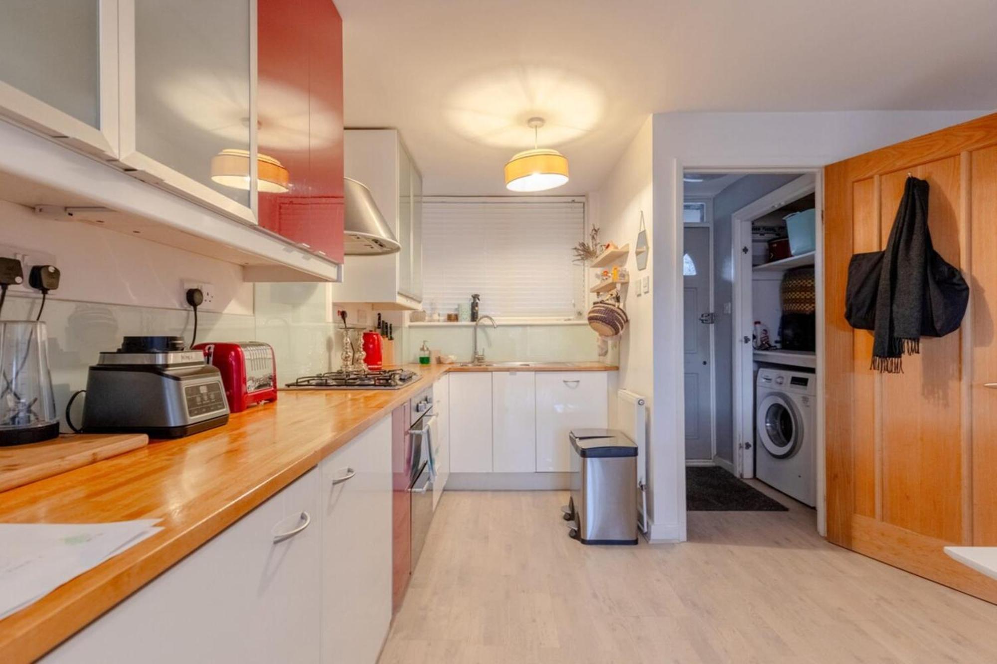 Stunning 1bd Flat W Garden Area Kentish Town! * London